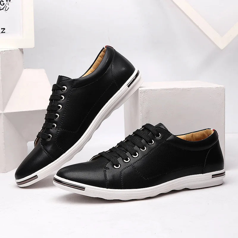 Men's Genuine Leather Low-Top Sneakers - Black